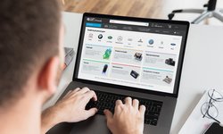 Cómo conectar la cámara, módulo de navegación o teléfono en su coche. Revista de soluciones.